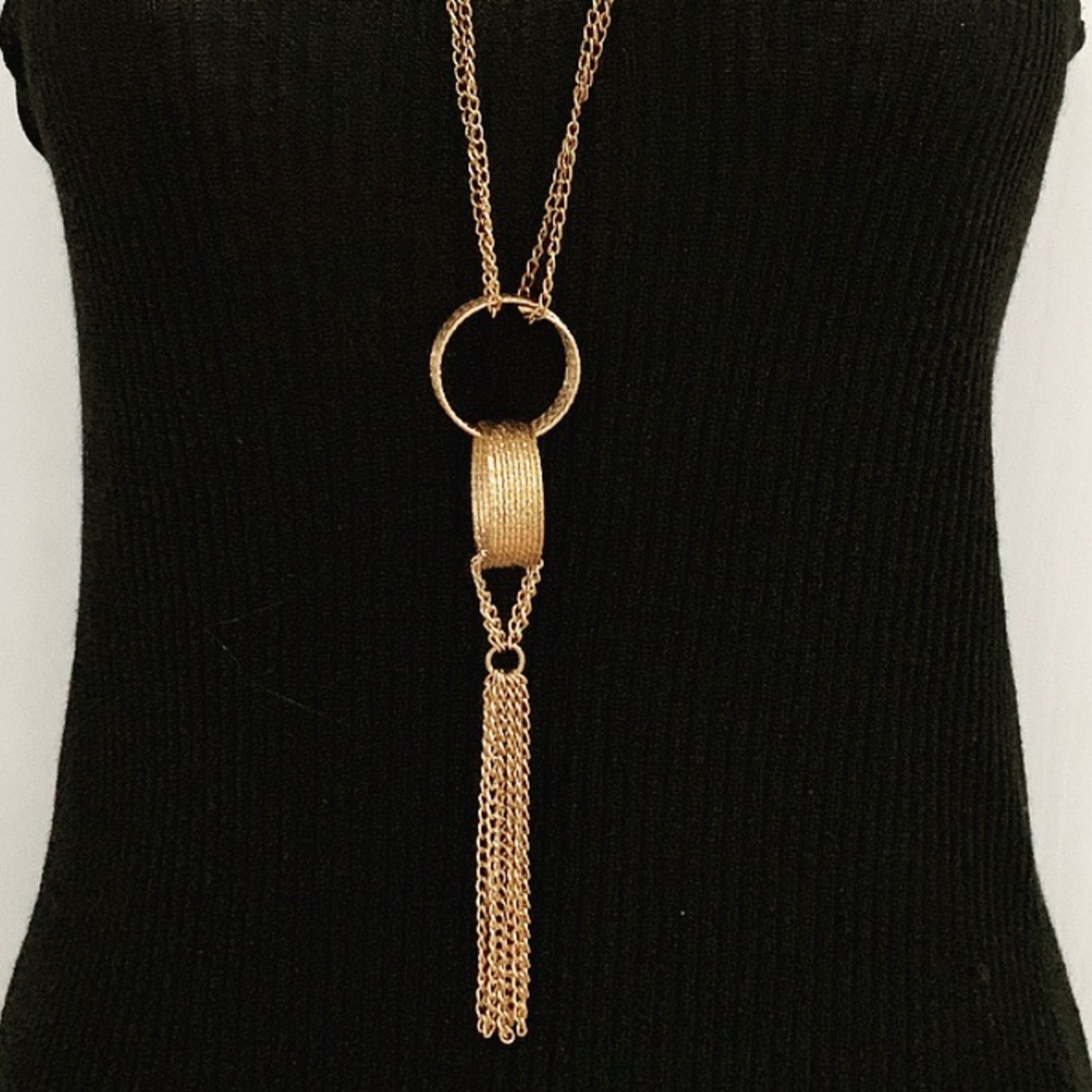 Gold Circle Tassle Necklace